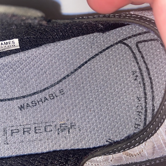 Go Lite olive green washable Mary Jane shoes size 9 - Picture 8 of 12